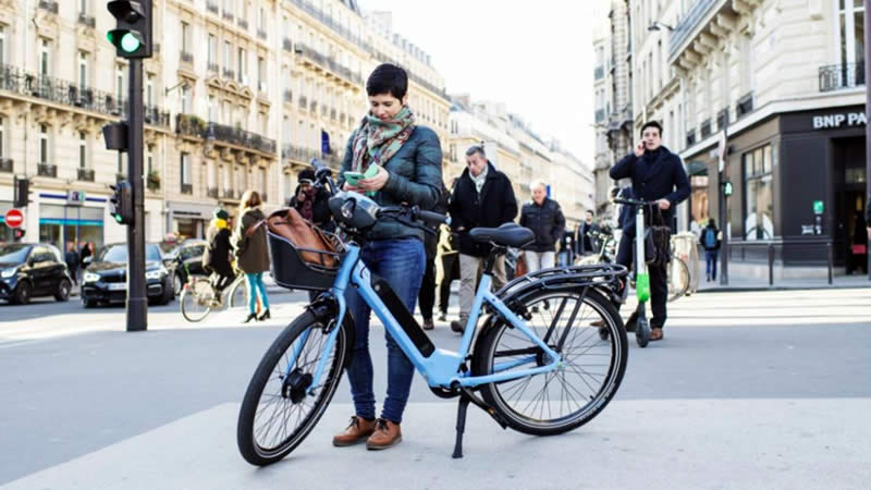 巴黎电动自行车