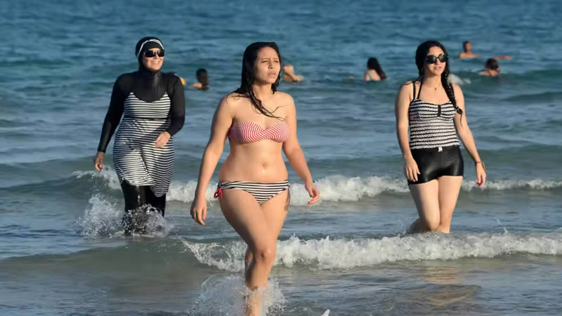 布基尼 burkini