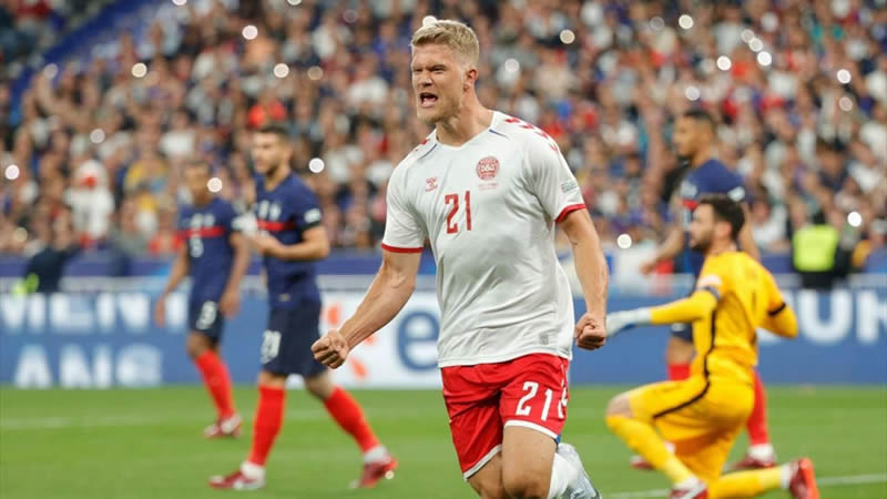 法国足球队输给丹麦