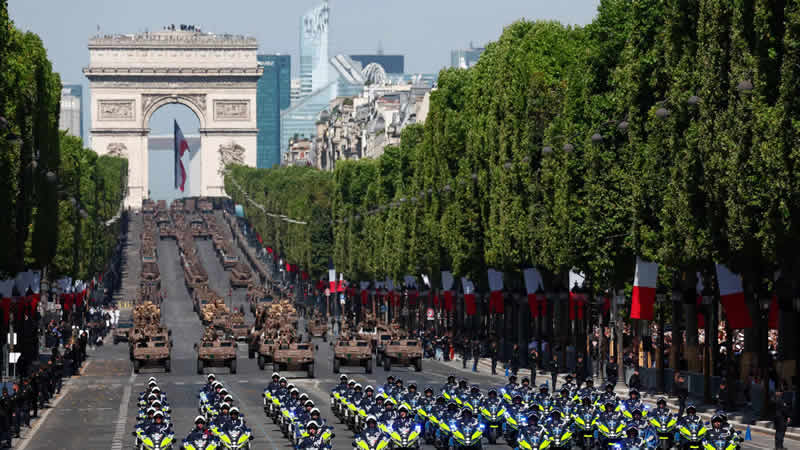 2023法国国庆阅兵