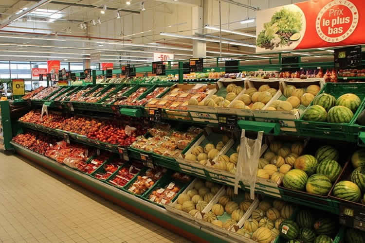 法国超市出售水果素菜